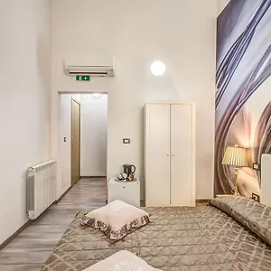 https://gate-of-paradise-florence-bb.it-tuscanyhotel.com